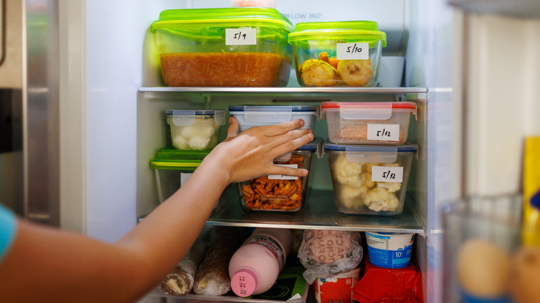 Refrigerator with labeled goods