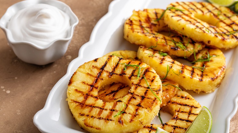 Grilled pineapple rings