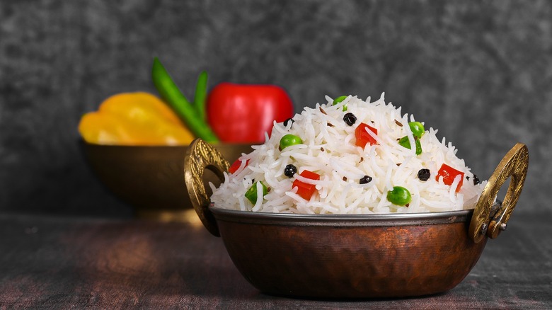 Bowl of white rice 