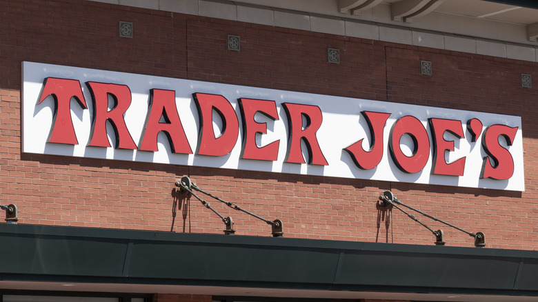 Trader Joe's sign