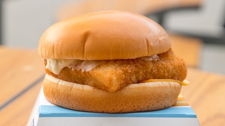 filet-O-Fish侧视图